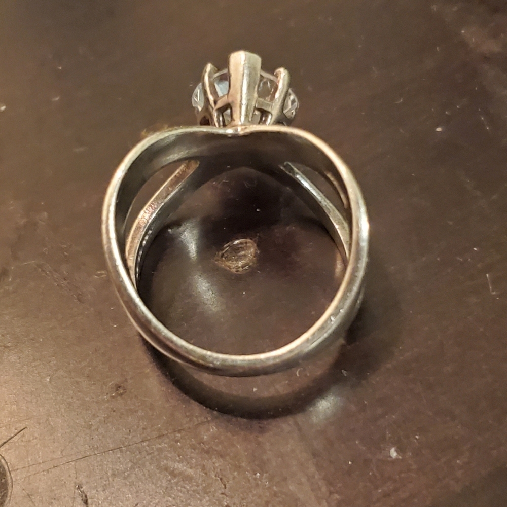 Sterling silver heart ring - Picture 6 of 7